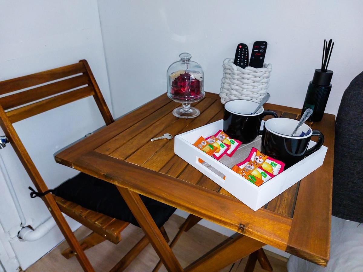 L'Essentiel - Tout Inclus ! Petit Dejeuner, Canal Plus, Netflix, Literie, Serviettes 루앙 외부 사진